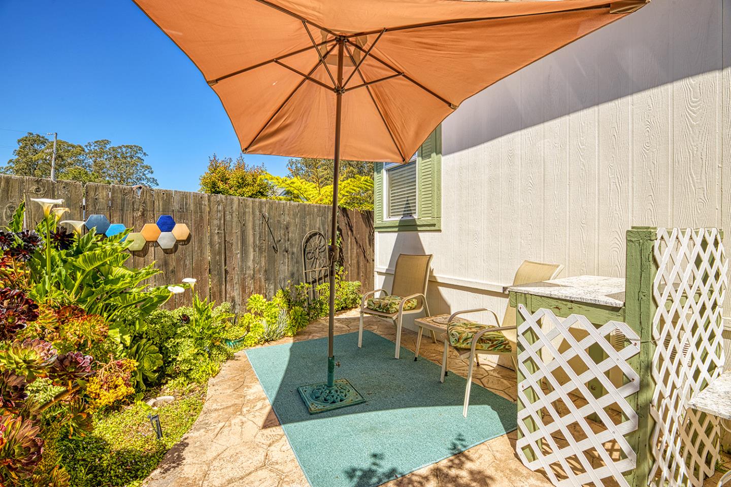 Detail Gallery Image 18 of 24 For 1555 Merrill St #2,  Santa Cruz,  CA 95062 - 2 Beds | 2 Baths