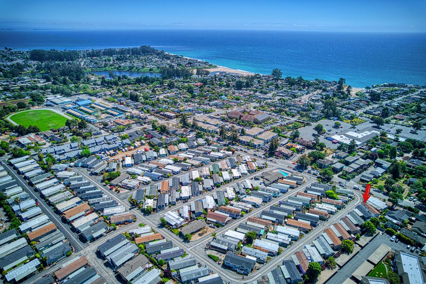 Detail Gallery Image 3 of 24 For 1555 Merrill St #2,  Santa Cruz,  CA 95062 - 2 Beds | 2 Baths