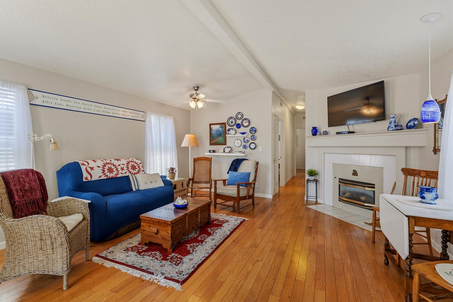 Detail Gallery Image 8 of 24 For 1555 Merrill St #2,  Santa Cruz,  CA 95062 - 2 Beds | 2 Baths