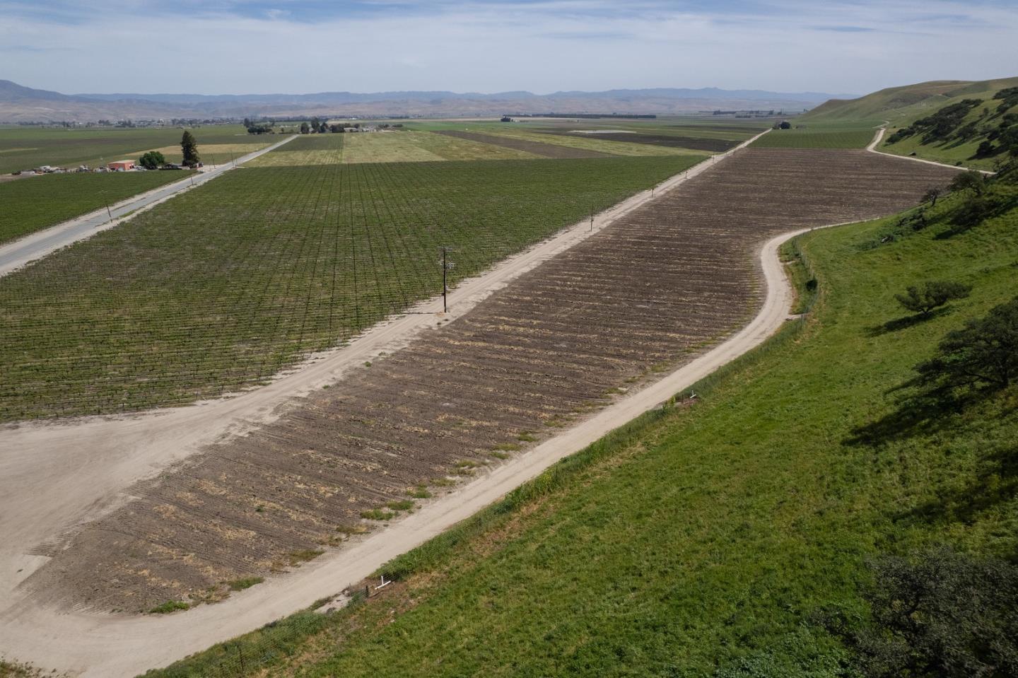 Detail Gallery Image 12 of 17 For 38156 Elm Ave, Greenfield,  CA 93927 - – Beds | – Baths