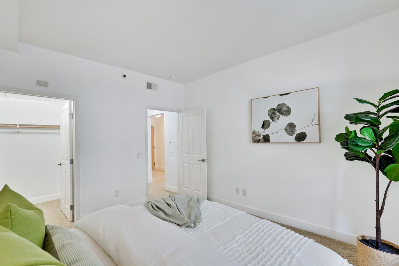 Detail Gallery Image 19 of 37 For 20488 Stevens Creek Blvd #1406,  Cupertino,  CA 95014 - 1 Beds | 1 Baths