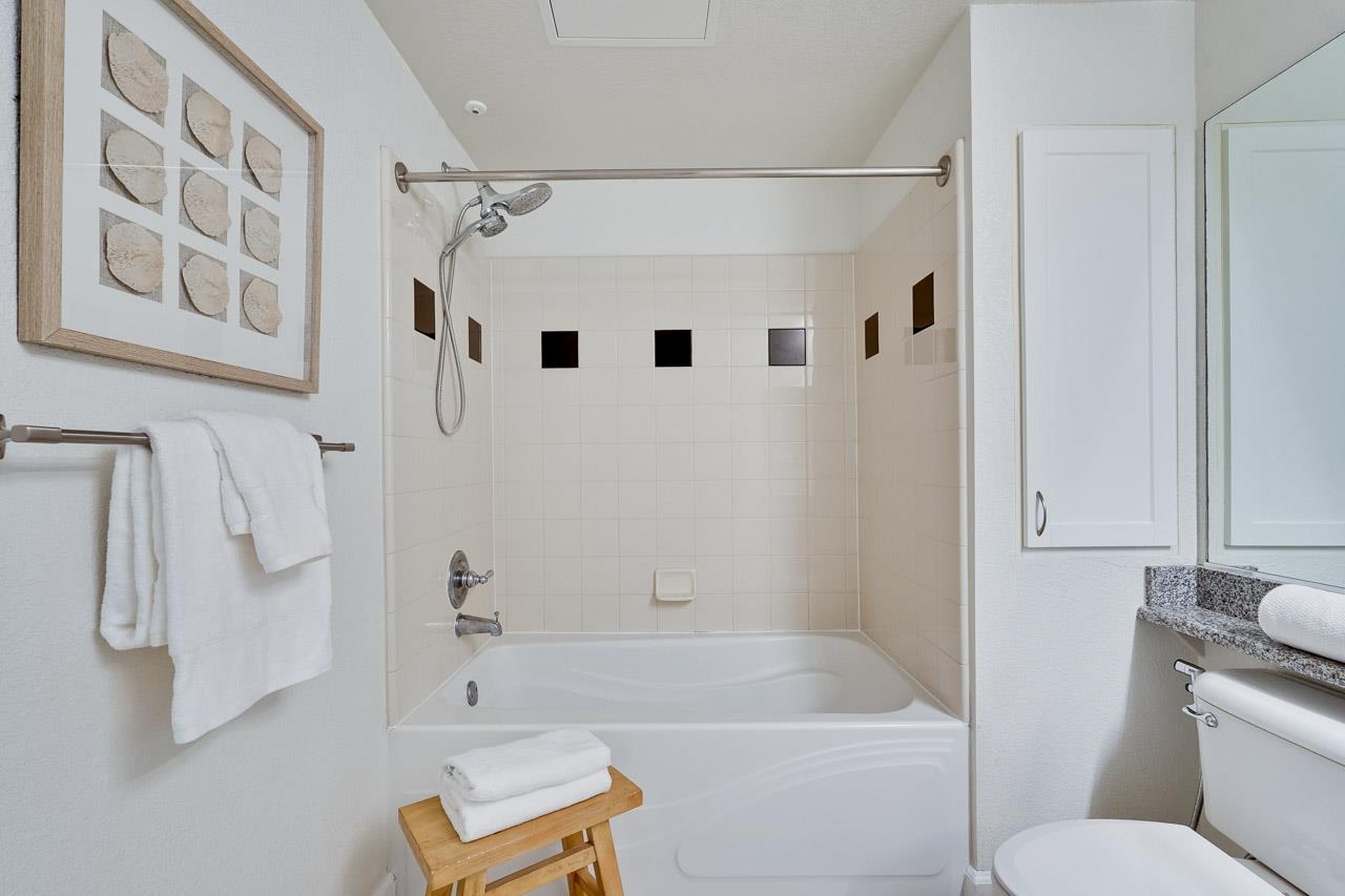 Detail Gallery Image 24 of 37 For 20488 Stevens Creek Blvd #1406,  Cupertino,  CA 95014 - 1 Beds | 1 Baths