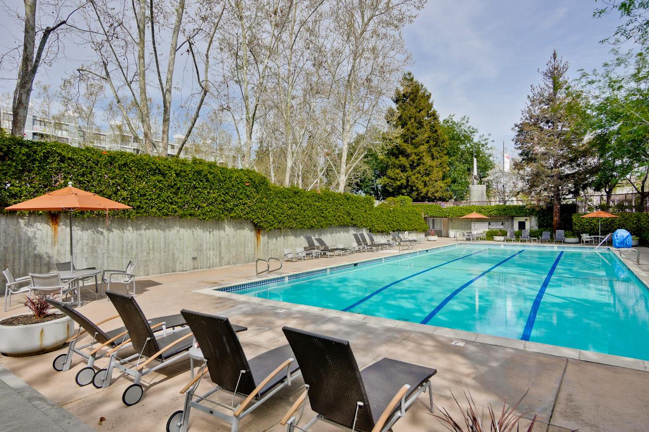 Detail Gallery Image 33 of 37 For 20488 Stevens Creek Blvd #1406,  Cupertino,  CA 95014 - 1 Beds | 1 Baths
