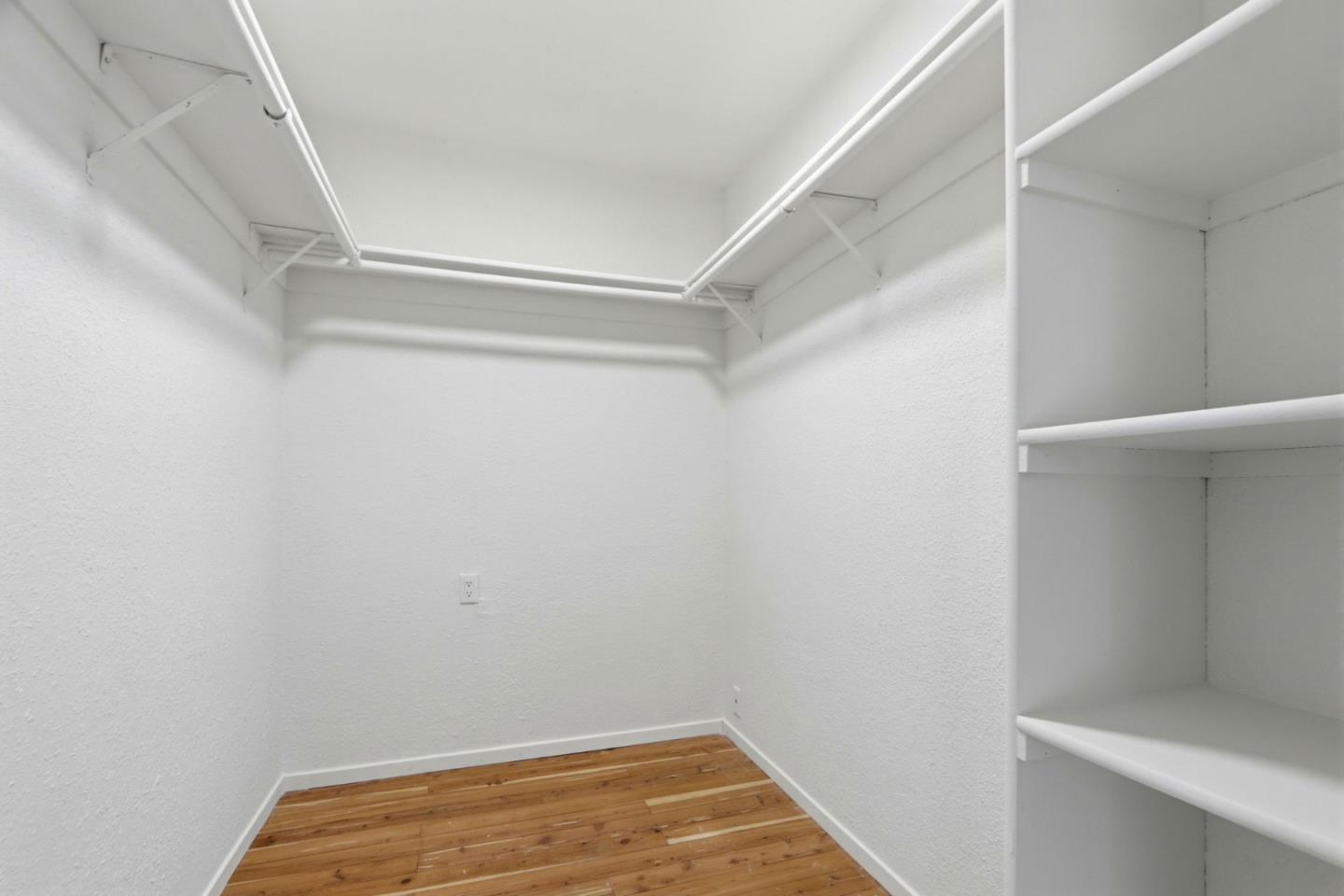 Detail Gallery Image 14 of 47 For 1382 Lansing Ave, San Jose,  CA 95118 - 3 Beds | 2 Baths