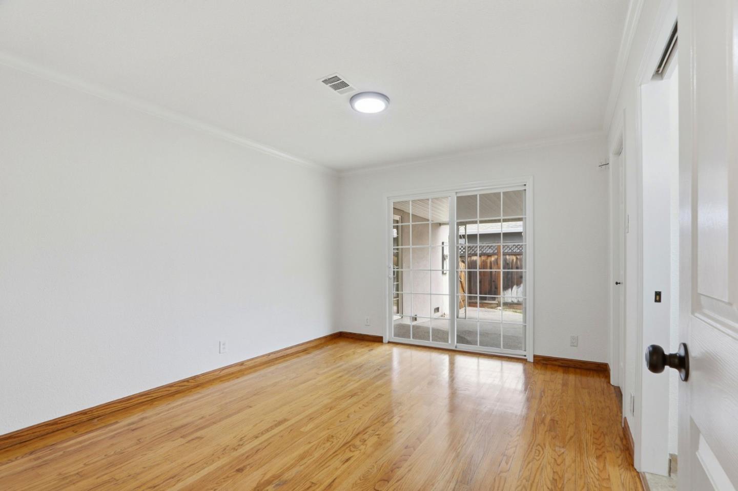 Detail Gallery Image 39 of 47 For 1382 Lansing Ave, San Jose,  CA 95118 - 3 Beds | 2 Baths