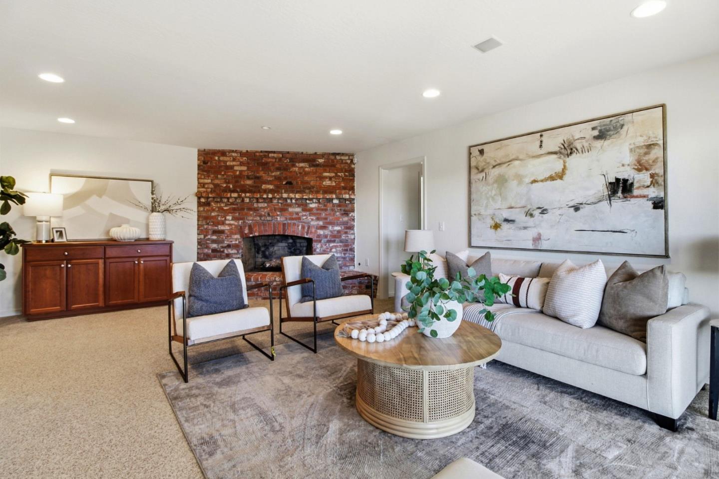 Detail Gallery Image 9 of 33 For 176 Exbourne Ave, San Carlos,  CA 94070 - 5 Beds | 3/1 Baths