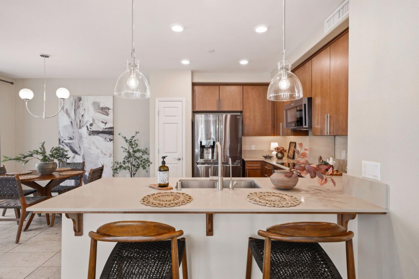 Detail Gallery Image 21 of 76 For 280 William Manly St #6,  San Jose,  CA 95136 - 3 Beds | 3 Baths