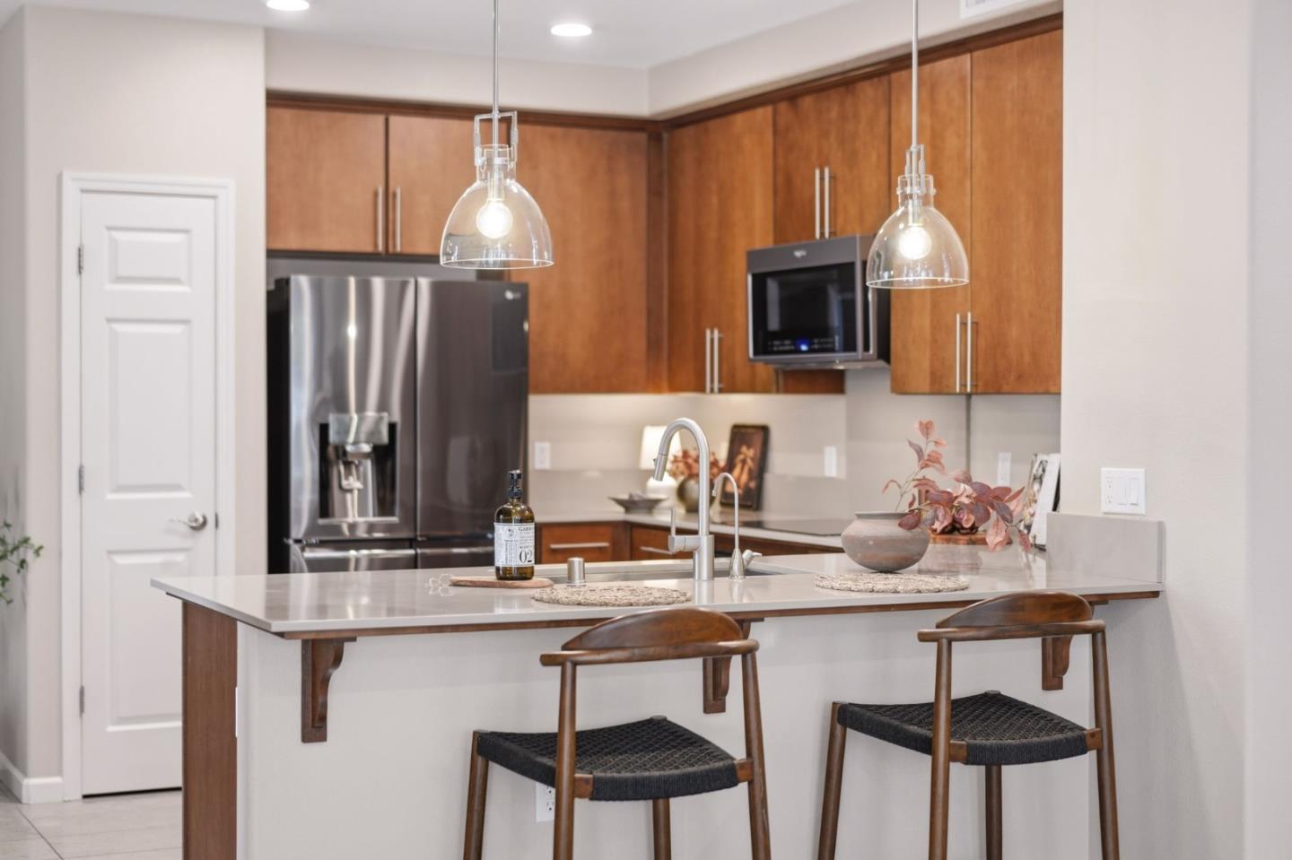 Detail Gallery Image 23 of 76 For 280 William Manly St #6,  San Jose,  CA 95136 - 3 Beds | 3 Baths