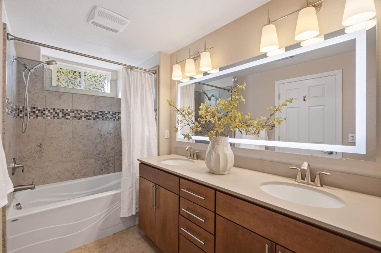 Detail Gallery Image 35 of 76 For 280 William Manly St #6,  San Jose,  CA 95136 - 3 Beds | 3 Baths