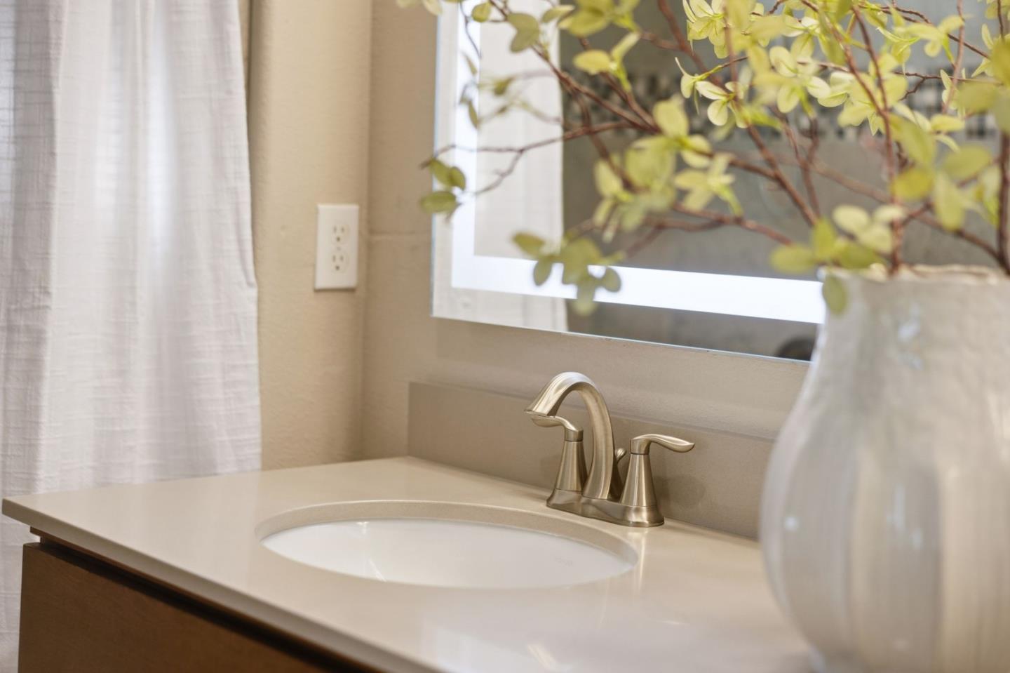 Detail Gallery Image 36 of 76 For 280 William Manly St #6,  San Jose,  CA 95136 - 3 Beds | 3 Baths