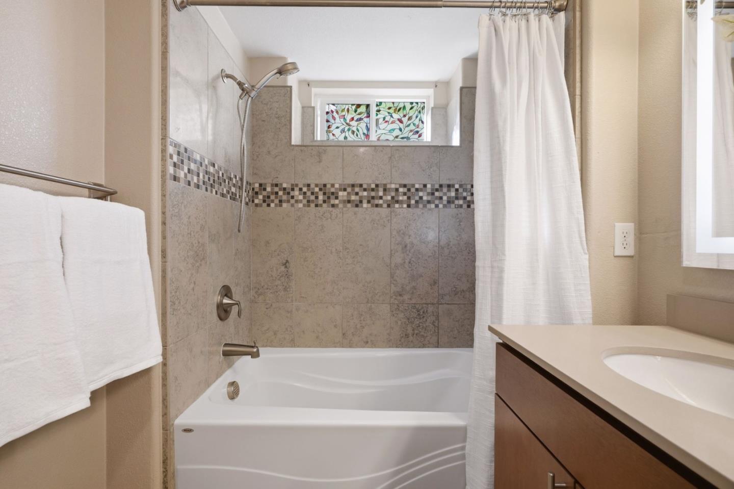 Detail Gallery Image 37 of 76 For 280 William Manly St #6,  San Jose,  CA 95136 - 3 Beds | 3 Baths