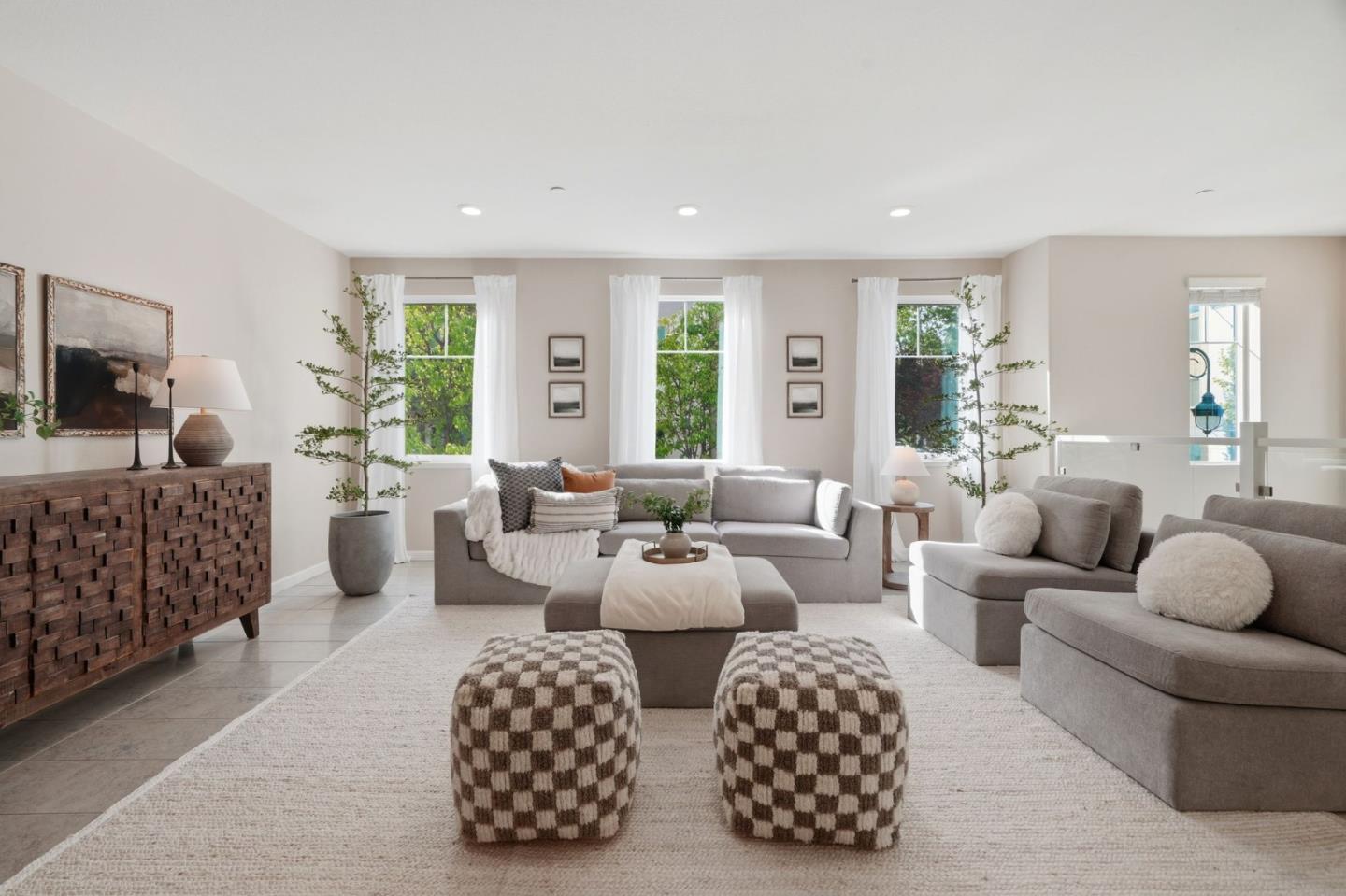 Detail Gallery Image 4 of 76 For 280 William Manly St #6,  San Jose,  CA 95136 - 3 Beds | 3 Baths