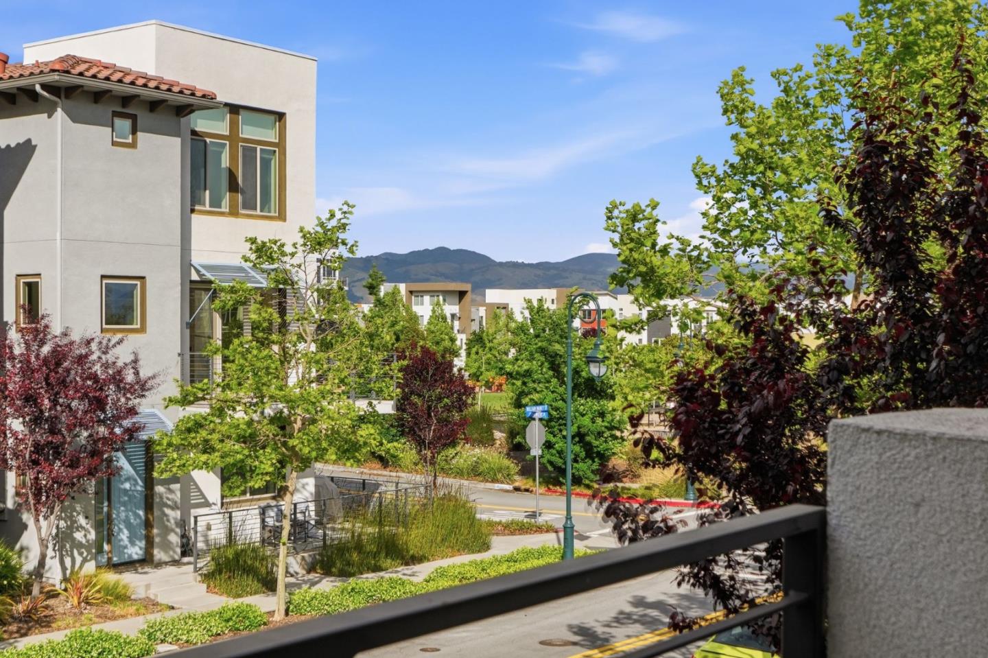 Detail Gallery Image 48 of 76 For 280 William Manly St #6,  San Jose,  CA 95136 - 3 Beds | 3 Baths