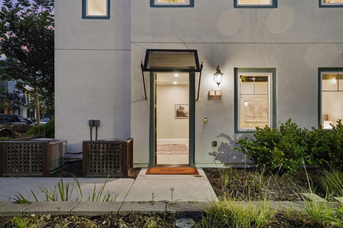 Detail Gallery Image 56 of 76 For 280 William Manly St #6,  San Jose,  CA 95136 - 3 Beds | 3 Baths