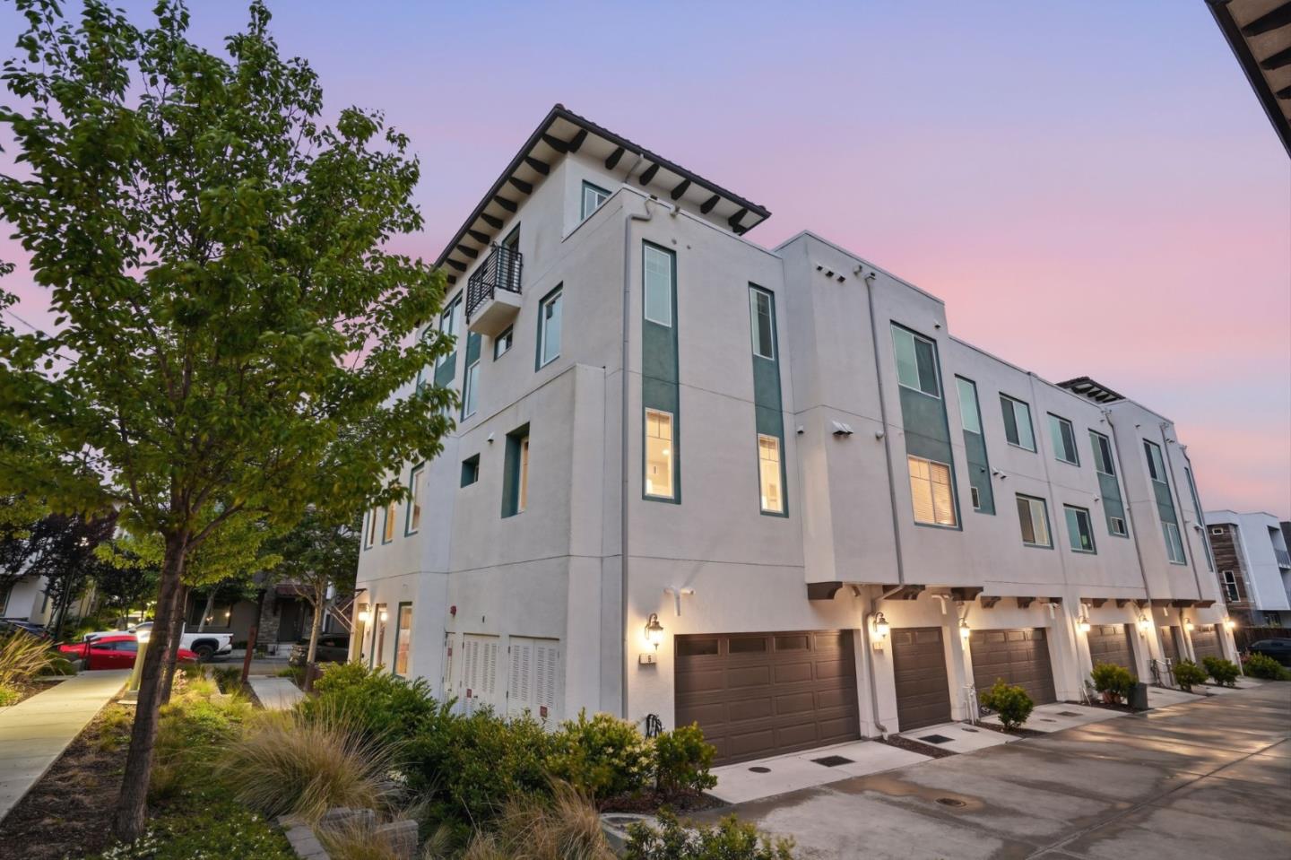 Detail Gallery Image 59 of 76 For 280 William Manly St #6,  San Jose,  CA 95136 - 3 Beds | 3 Baths