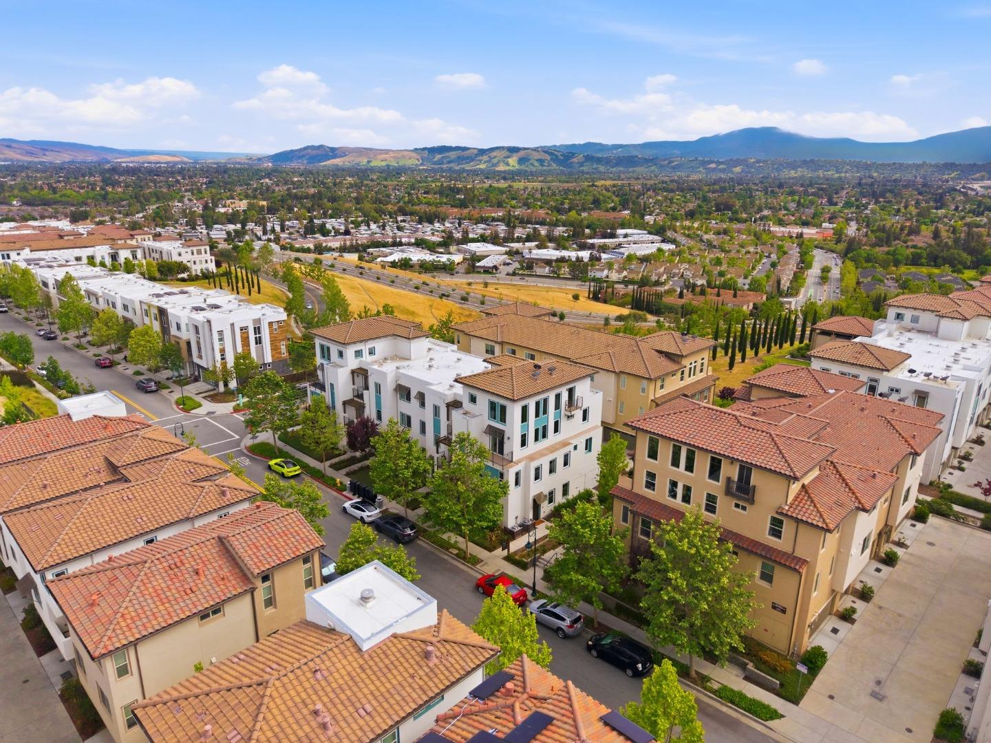 Detail Gallery Image 70 of 76 For 280 William Manly St #6,  San Jose,  CA 95136 - 3 Beds | 3 Baths