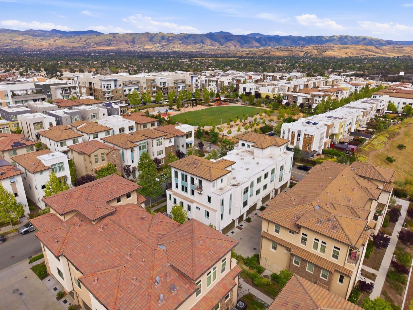 Detail Gallery Image 72 of 76 For 280 William Manly St #6,  San Jose,  CA 95136 - 3 Beds | 3 Baths