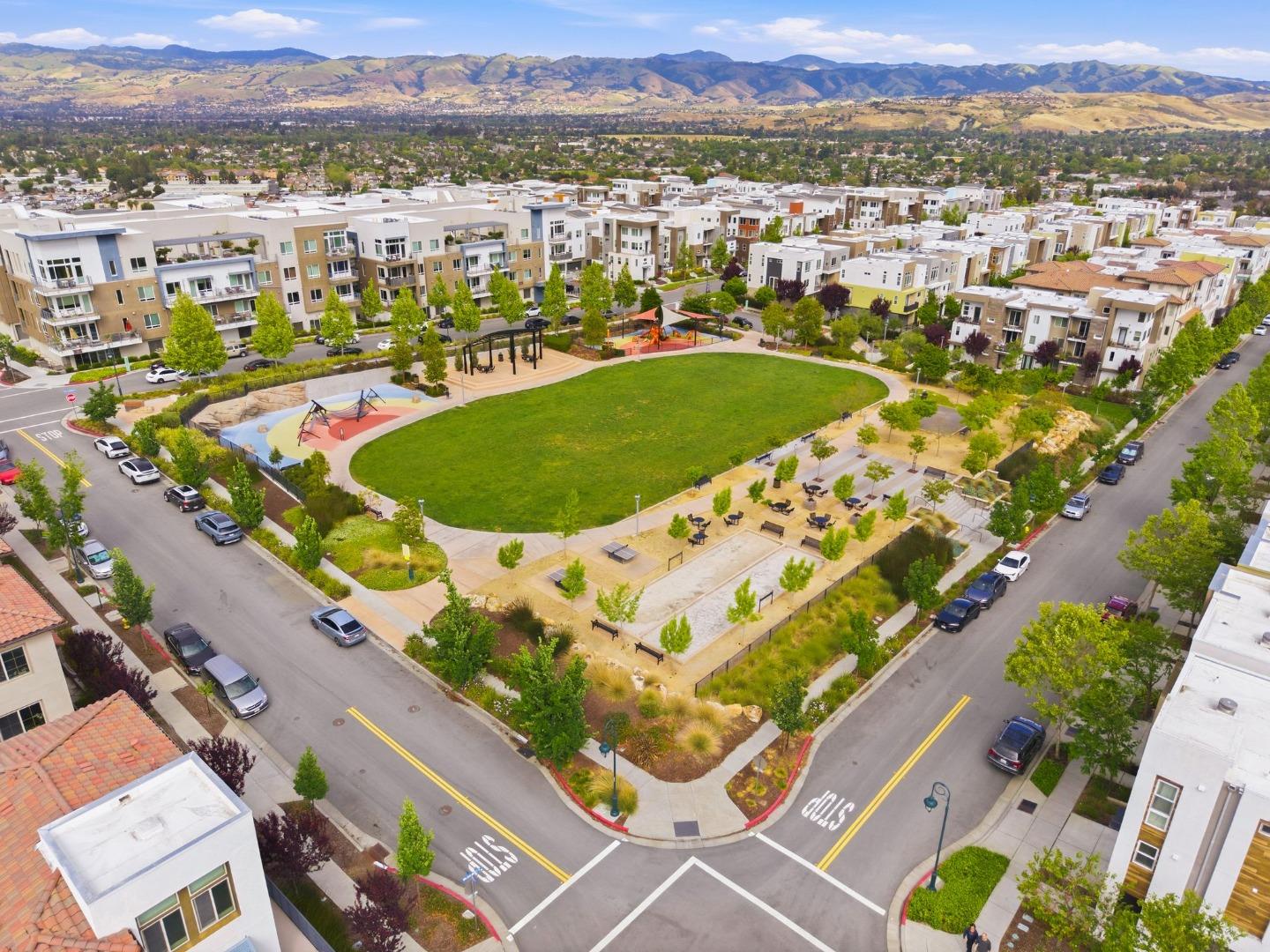 Detail Gallery Image 74 of 76 For 280 William Manly St #6,  San Jose,  CA 95136 - 3 Beds | 3 Baths