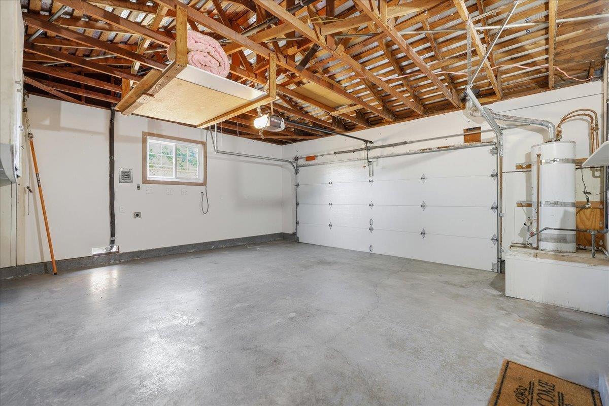 Detail Gallery Image 29 of 49 For 843 Hibiscus Ln, San Jose,  CA 95117 - 3 Beds | 2 Baths