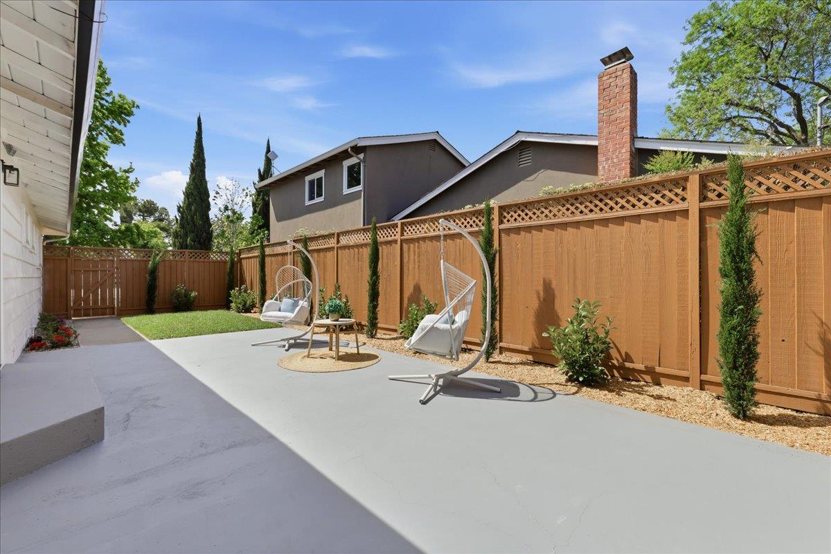 Detail Gallery Image 31 of 49 For 843 Hibiscus Ln, San Jose,  CA 95117 - 3 Beds | 2 Baths
