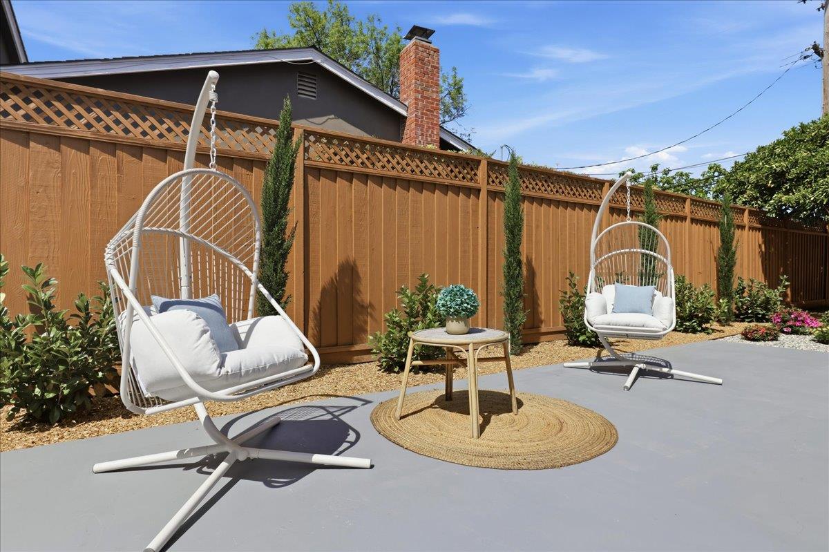 Detail Gallery Image 34 of 49 For 843 Hibiscus Ln, San Jose,  CA 95117 - 3 Beds | 2 Baths