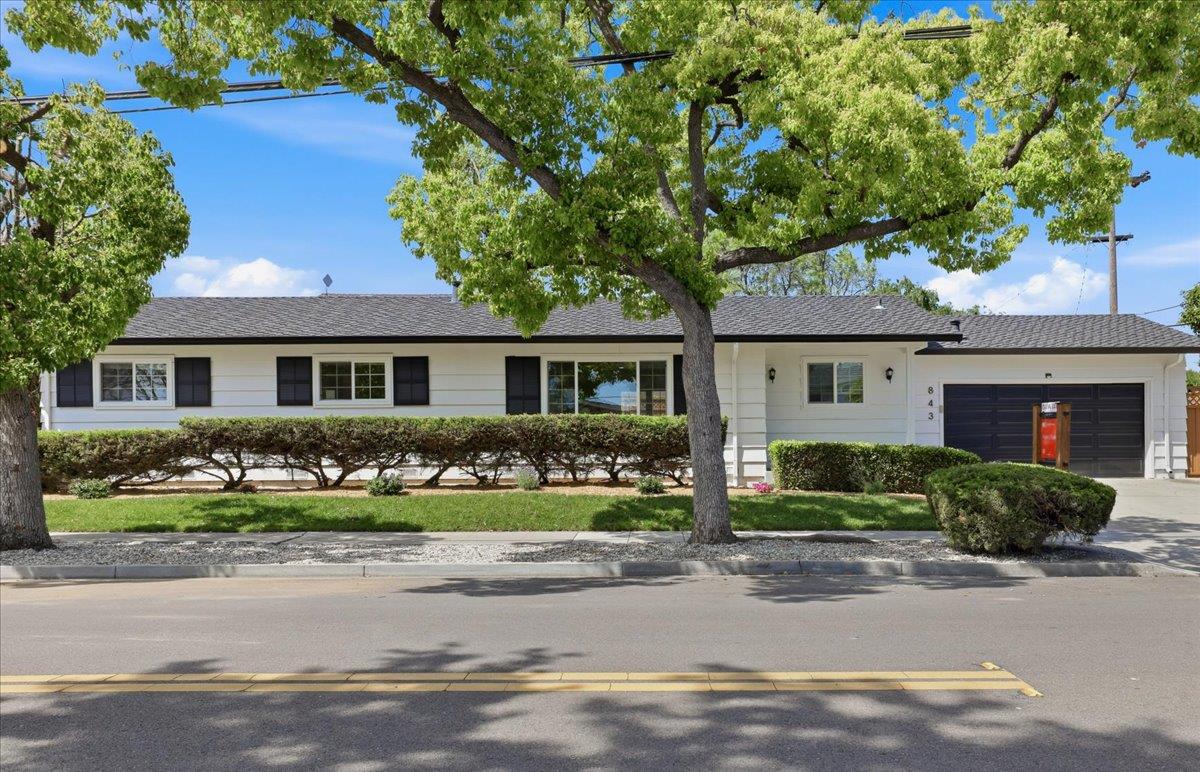 Detail Gallery Image 41 of 49 For 843 Hibiscus Ln, San Jose,  CA 95117 - 3 Beds | 2 Baths