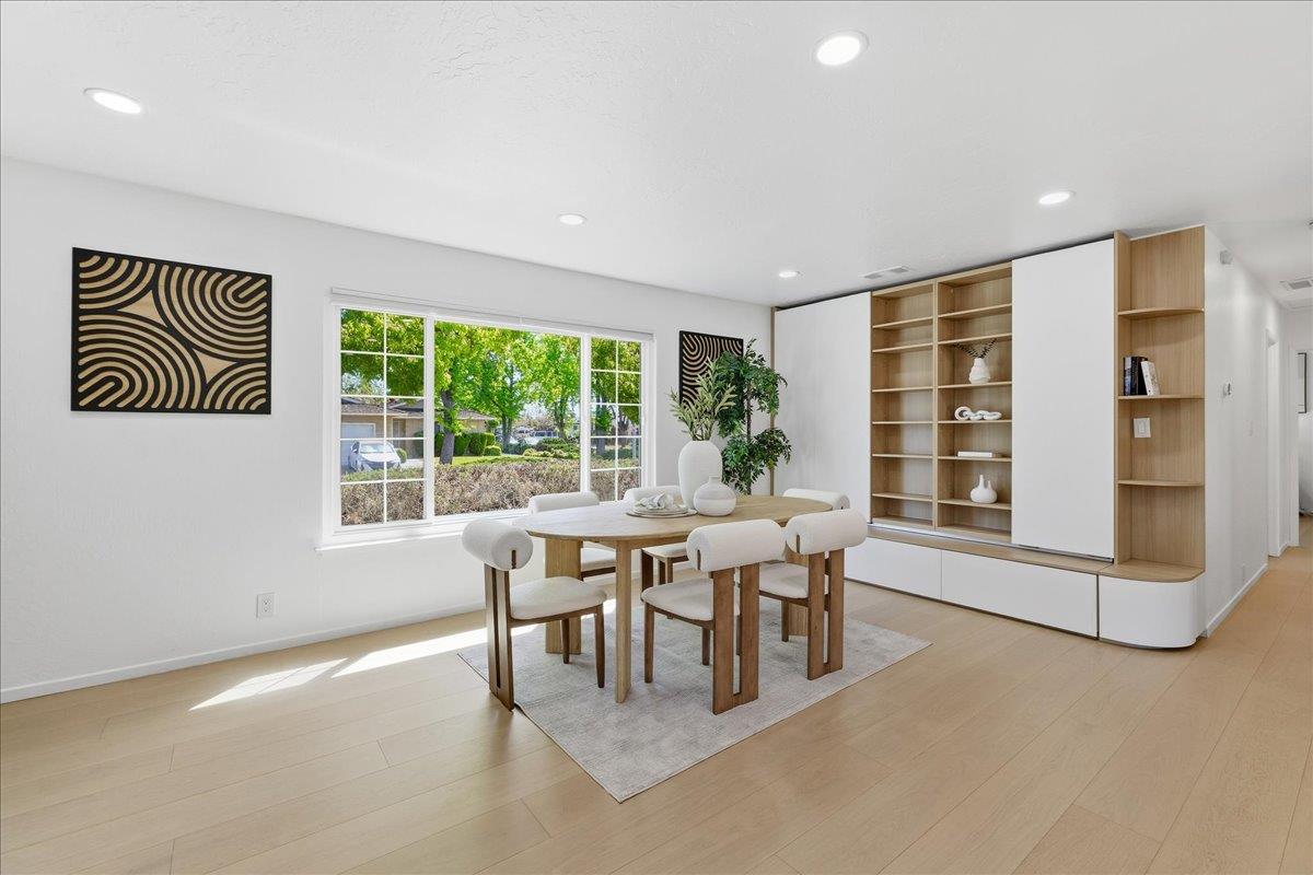 Detail Gallery Image 7 of 49 For 843 Hibiscus Ln, San Jose,  CA 95117 - 3 Beds | 2 Baths