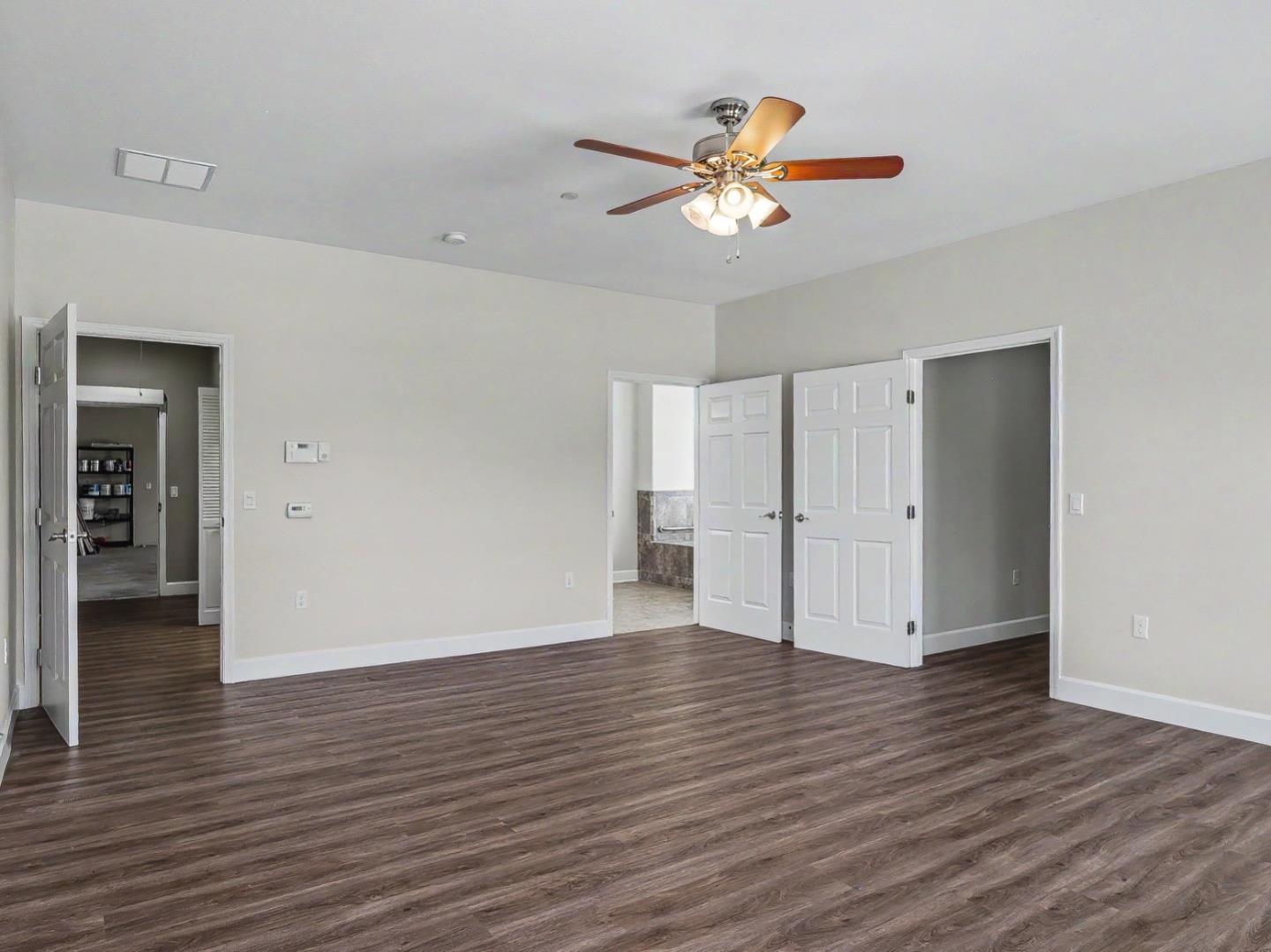 Detail Gallery Image 13 of 49 For 254 Rosebud Ave, Hollister,  CA 95023 - 4 Beds | 2 Baths