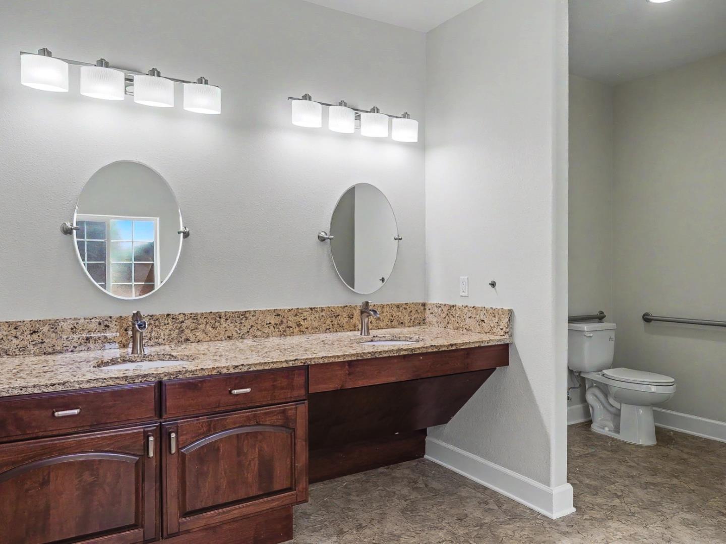 Detail Gallery Image 15 of 49 For 254 Rosebud Ave, Hollister,  CA 95023 - 4 Beds | 2 Baths