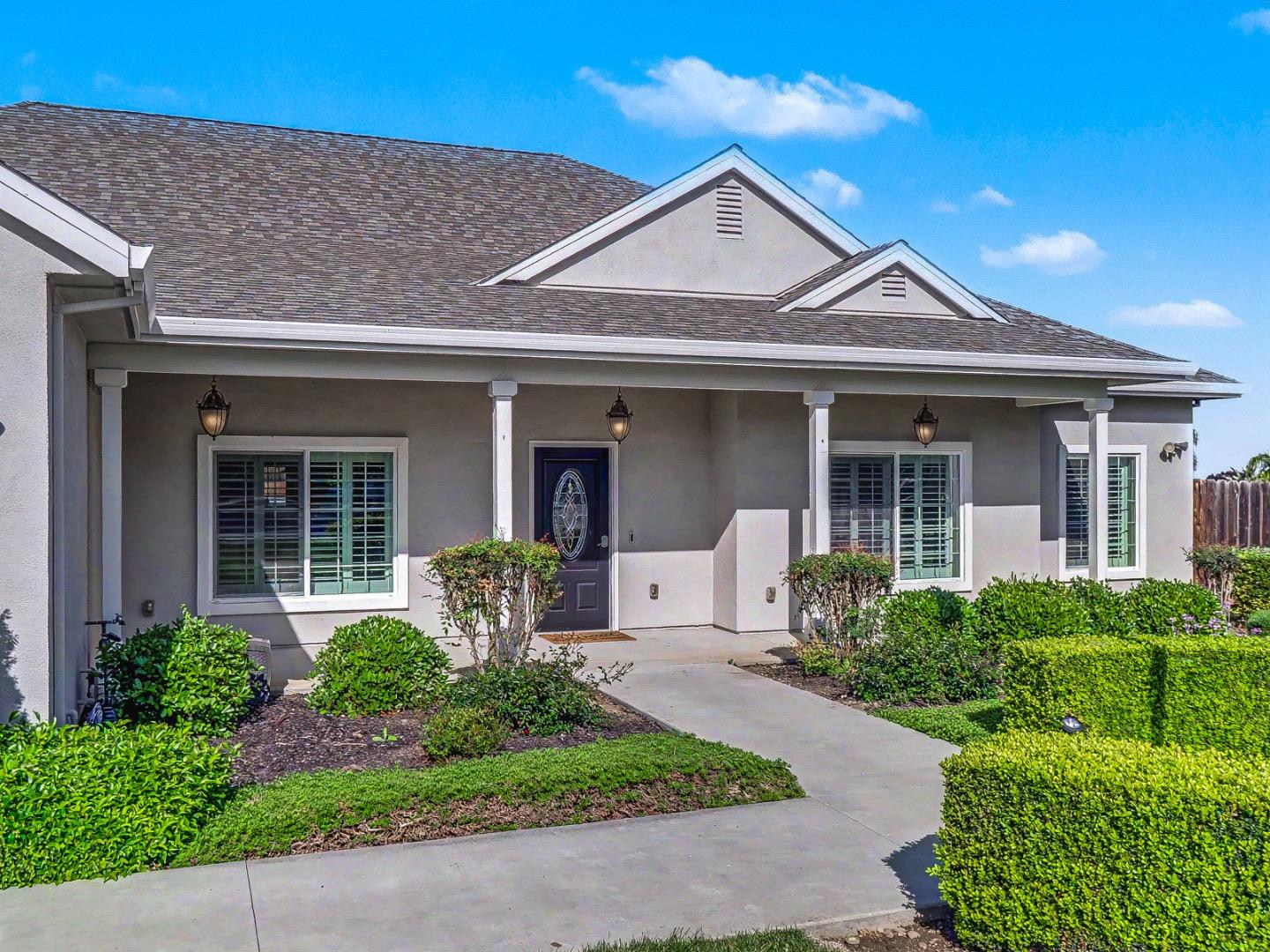 Detail Gallery Image 2 of 49 For 254 Rosebud Ave, Hollister,  CA 95023 - 4 Beds | 2 Baths