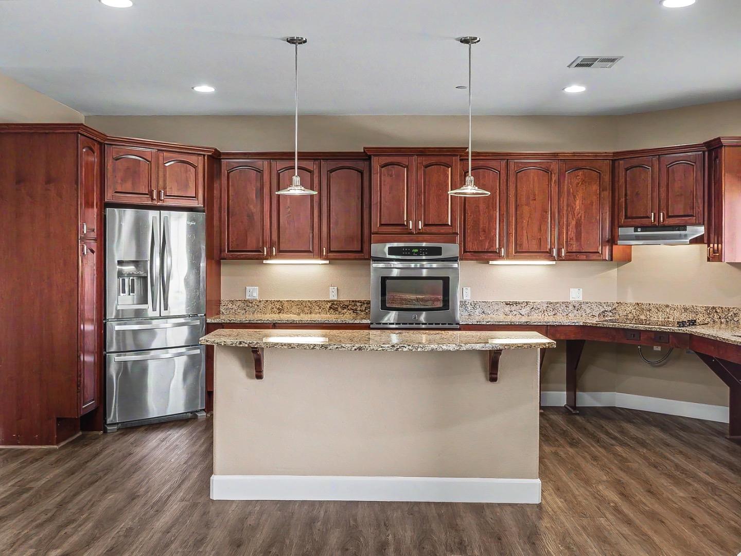 Detail Gallery Image 3 of 49 For 254 Rosebud Ave, Hollister,  CA 95023 - 4 Beds | 2 Baths