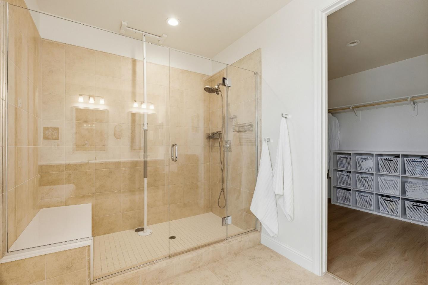 Detail Gallery Image 27 of 43 For 600 Bluffs Dr, Marina,  CA 93933 - 5 Beds | 4/1 Baths