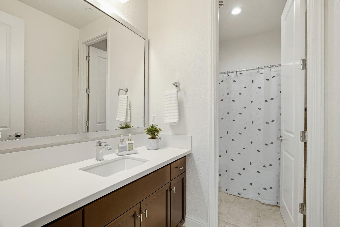 Detail Gallery Image 29 of 43 For 600 Bluffs Dr, Marina,  CA 93933 - 5 Beds | 4/1 Baths