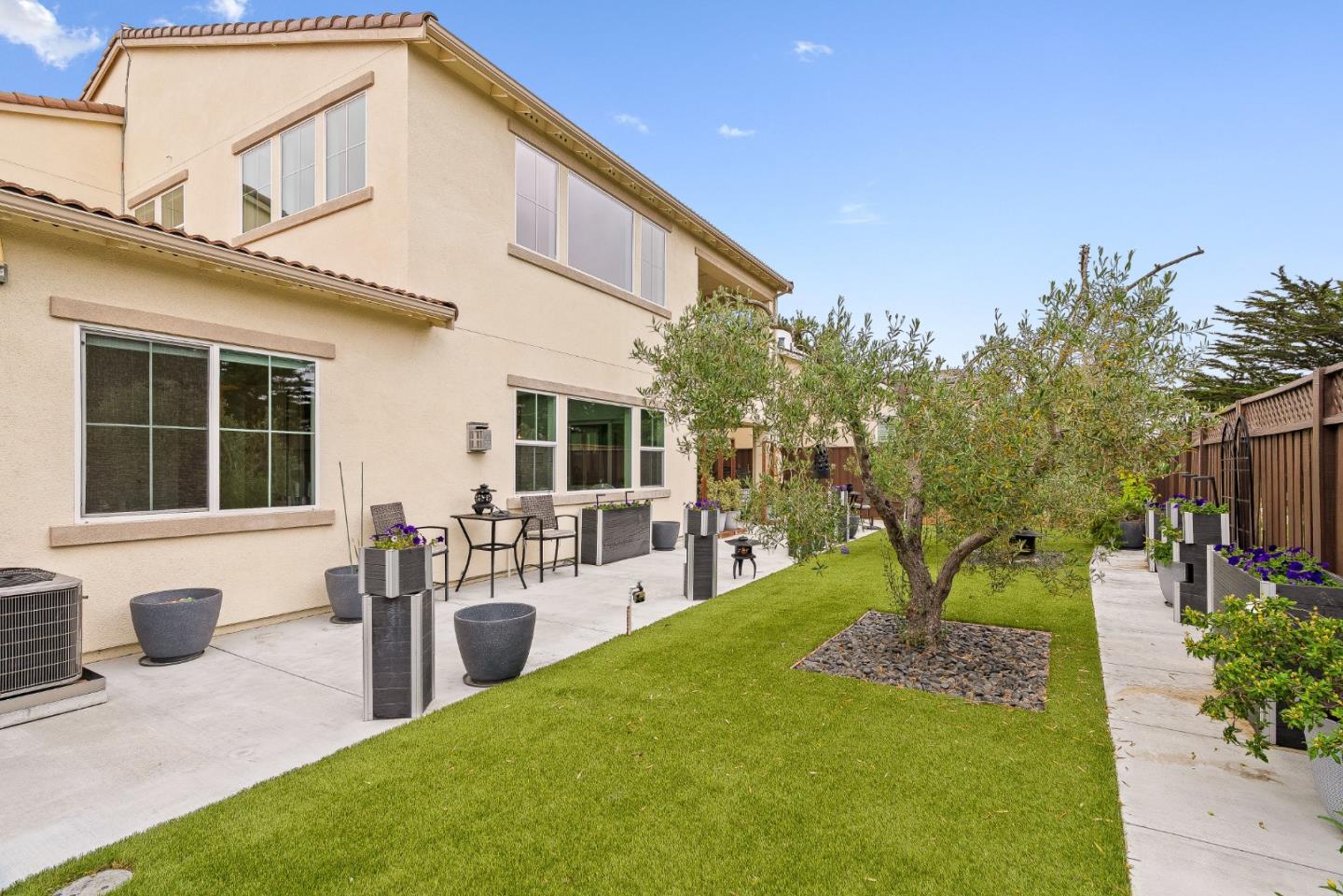 Detail Gallery Image 36 of 43 For 600 Bluffs Dr, Marina,  CA 93933 - 5 Beds | 4/1 Baths