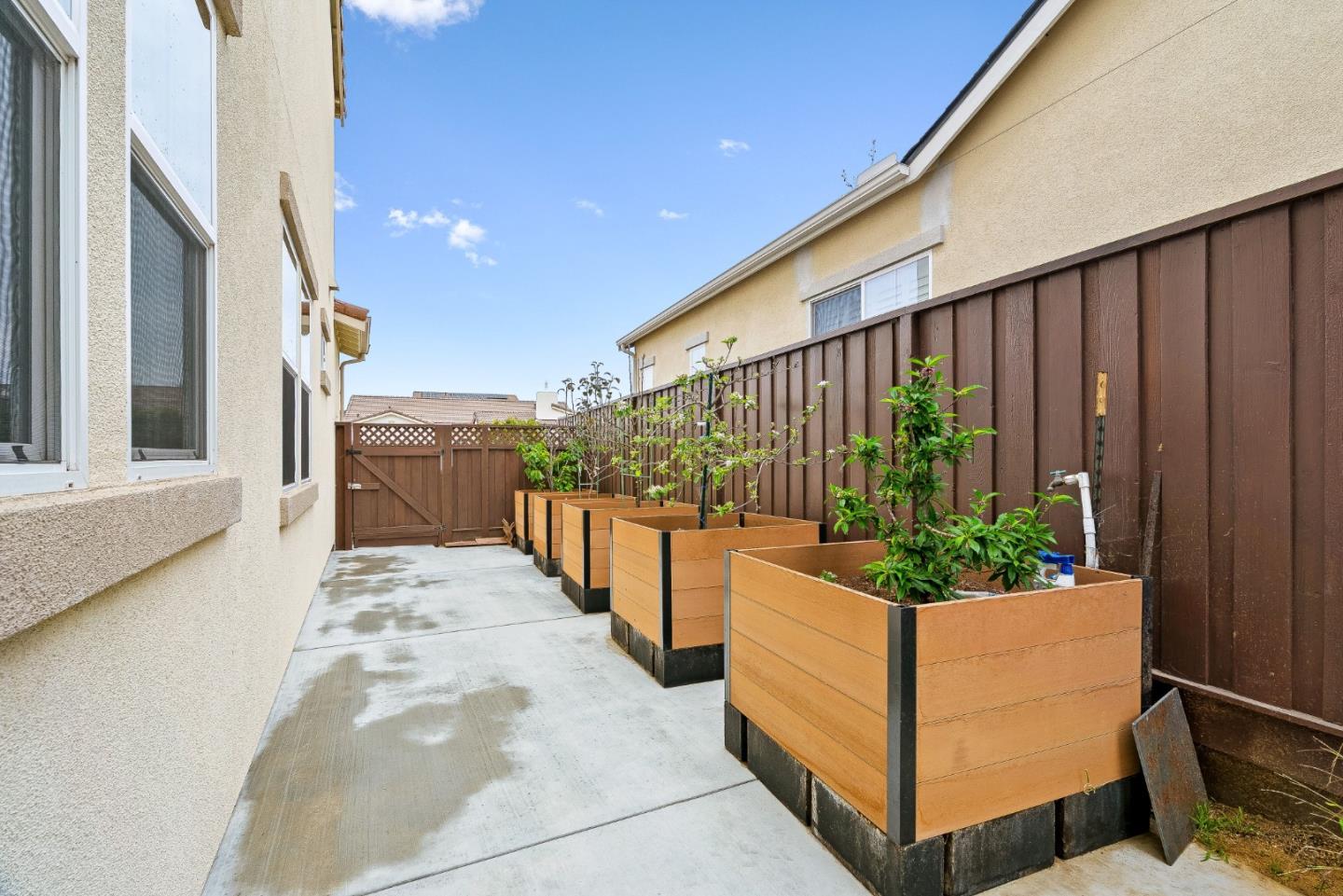 Detail Gallery Image 38 of 43 For 600 Bluffs Dr, Marina,  CA 93933 - 5 Beds | 4/1 Baths