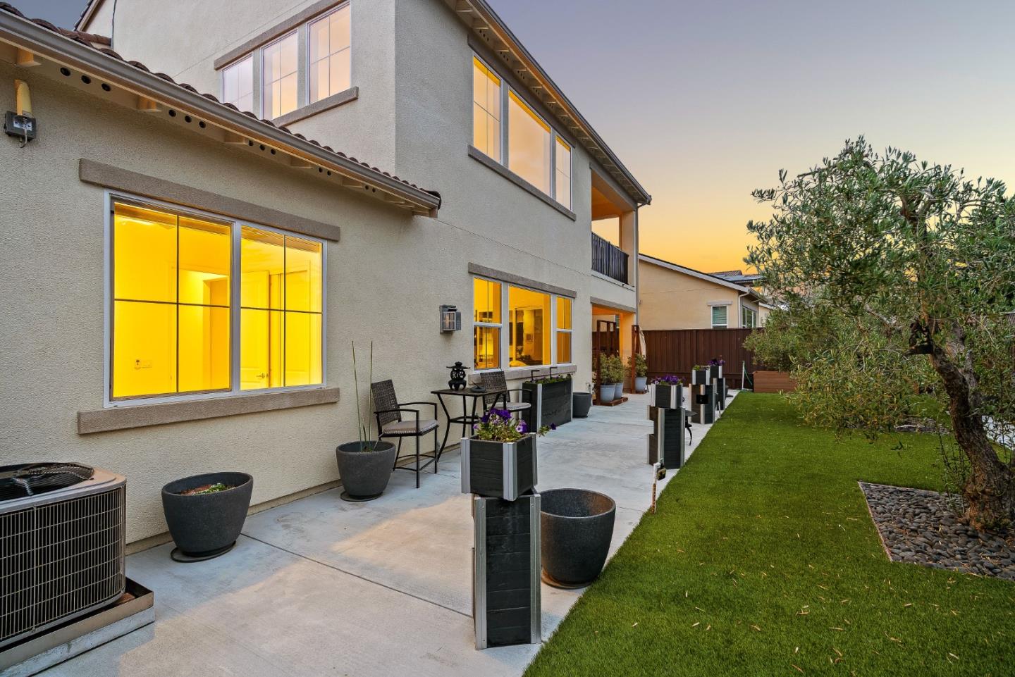 Detail Gallery Image 40 of 43 For 600 Bluffs Dr, Marina,  CA 93933 - 5 Beds | 4/1 Baths