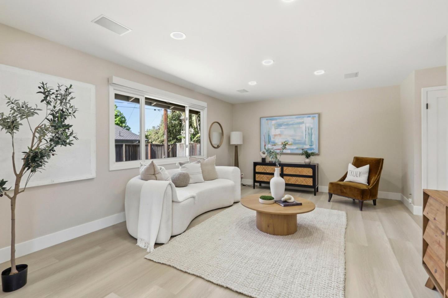 Detail Gallery Image 7 of 44 For 40923 Durillo Dr, Fremont,  CA 94539 - 3 Beds | 2 Baths