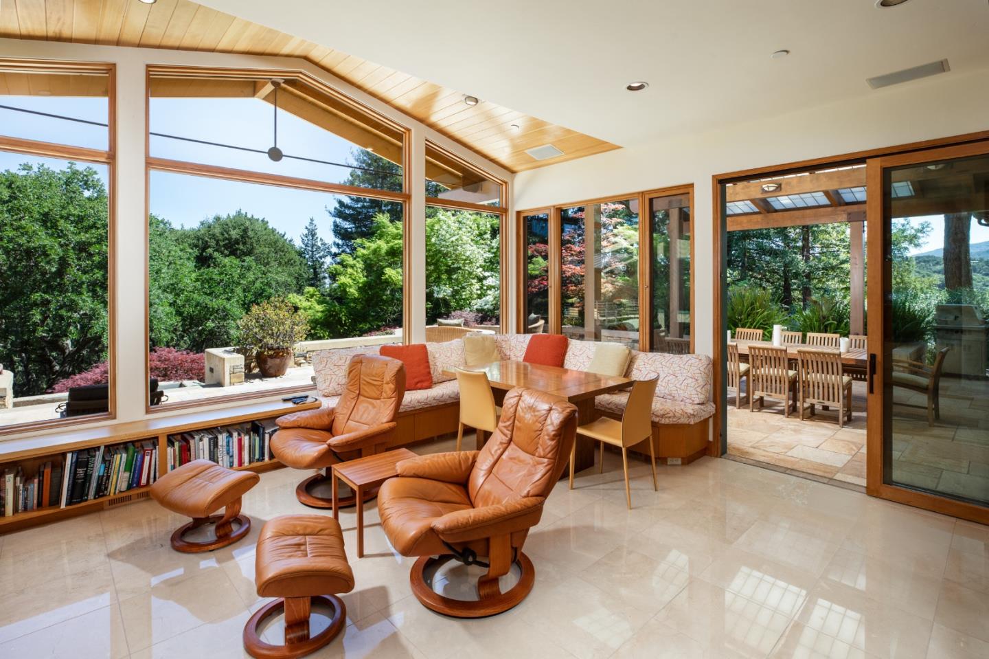 Detail Gallery Image 13 of 45 For 56 Hillbrook Dr, Portola Valley,  CA 94028 - 3 Beds | 2/1 Baths