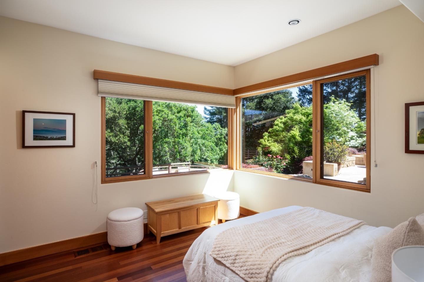 Detail Gallery Image 17 of 45 For 56 Hillbrook Dr, Portola Valley,  CA 94028 - 3 Beds | 2/1 Baths