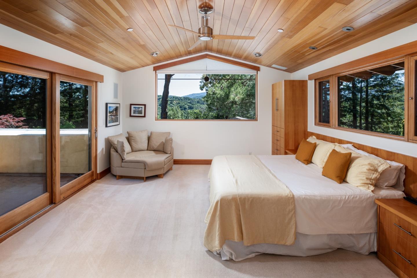 Detail Gallery Image 21 of 45 For 56 Hillbrook Dr, Portola Valley,  CA 94028 - 3 Beds | 2/1 Baths