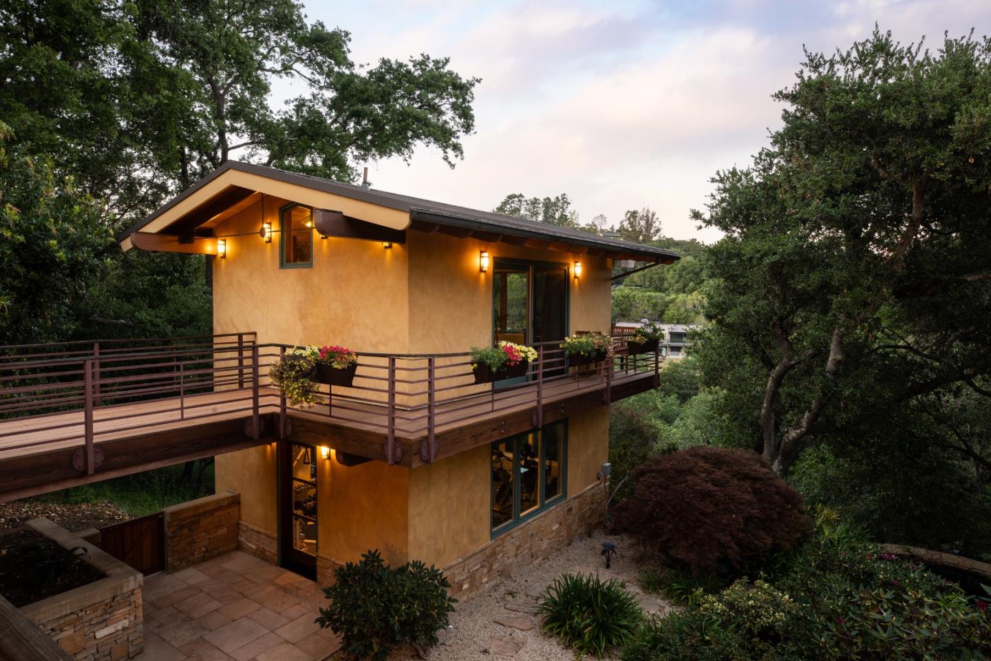 Detail Gallery Image 27 of 45 For 56 Hillbrook Dr, Portola Valley,  CA 94028 - 3 Beds | 2/1 Baths