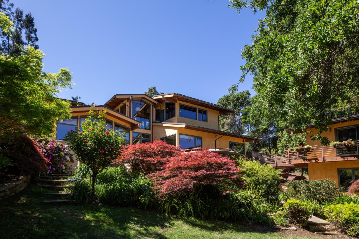 Detail Gallery Image 30 of 45 For 56 Hillbrook Dr, Portola Valley,  CA 94028 - 3 Beds | 2/1 Baths
