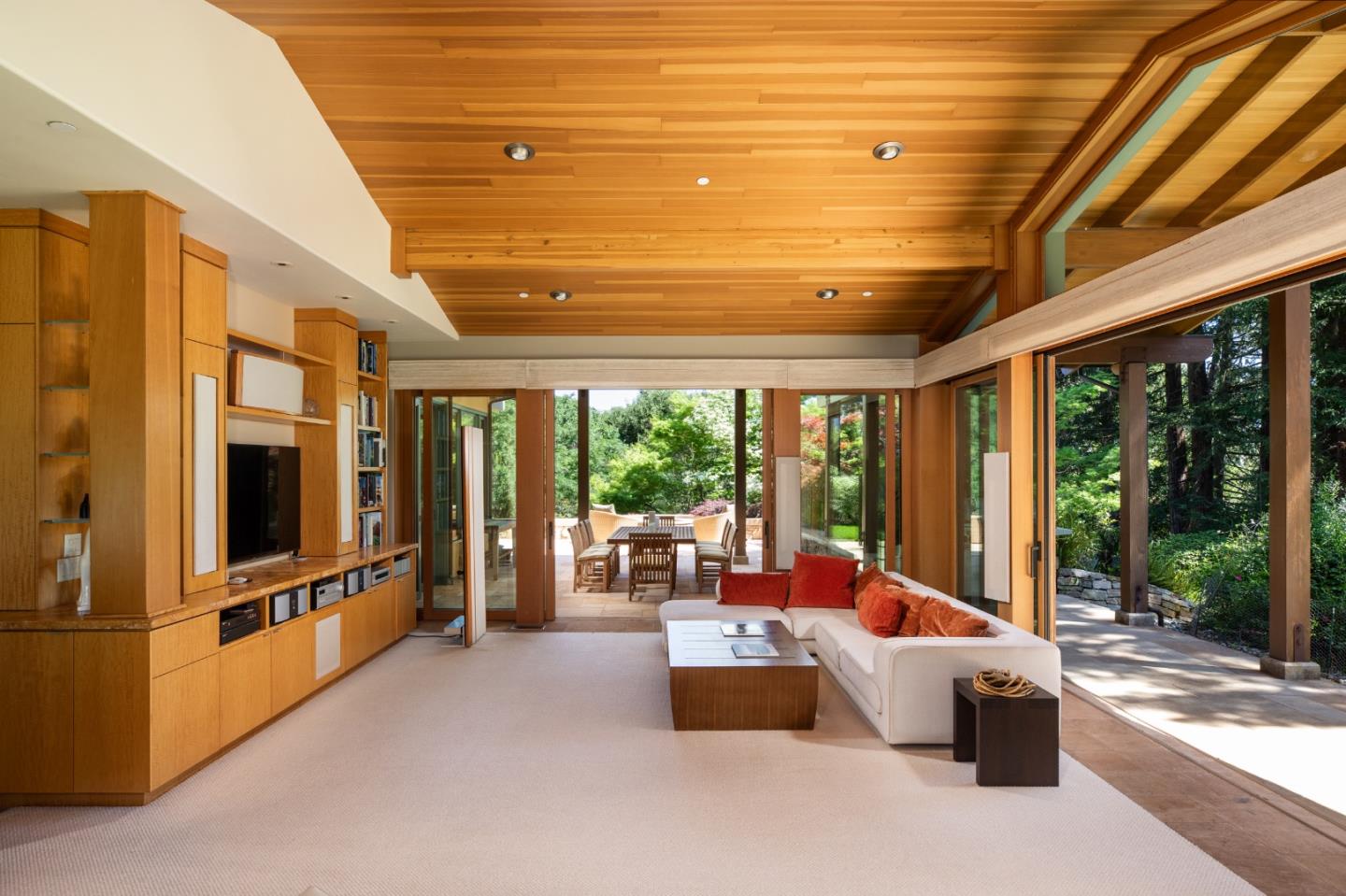 Detail Gallery Image 9 of 45 For 56 Hillbrook Dr, Portola Valley,  CA 94028 - 3 Beds | 2/1 Baths