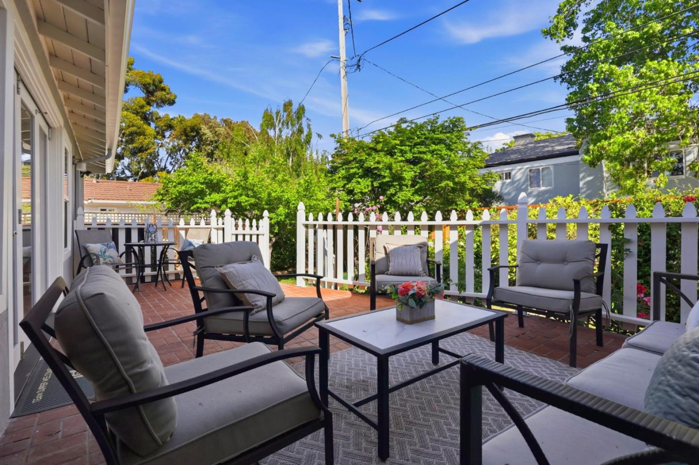 Detail Gallery Image 30 of 37 For 105 Louise Ln, San Mateo,  CA 94403 - 4 Beds | 3 Baths