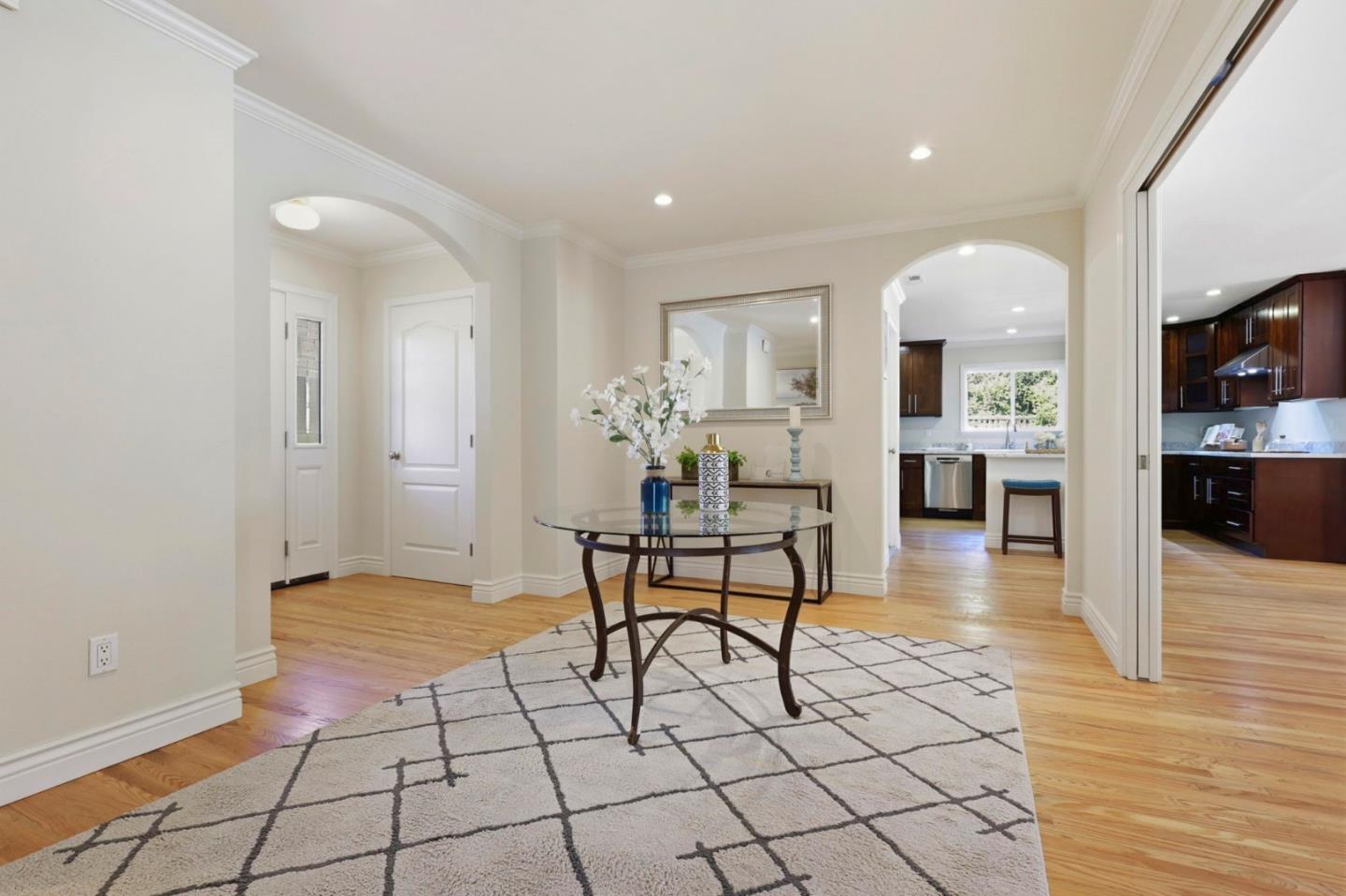 Detail Gallery Image 6 of 37 For 105 Louise Ln, San Mateo,  CA 94403 - 4 Beds | 3 Baths