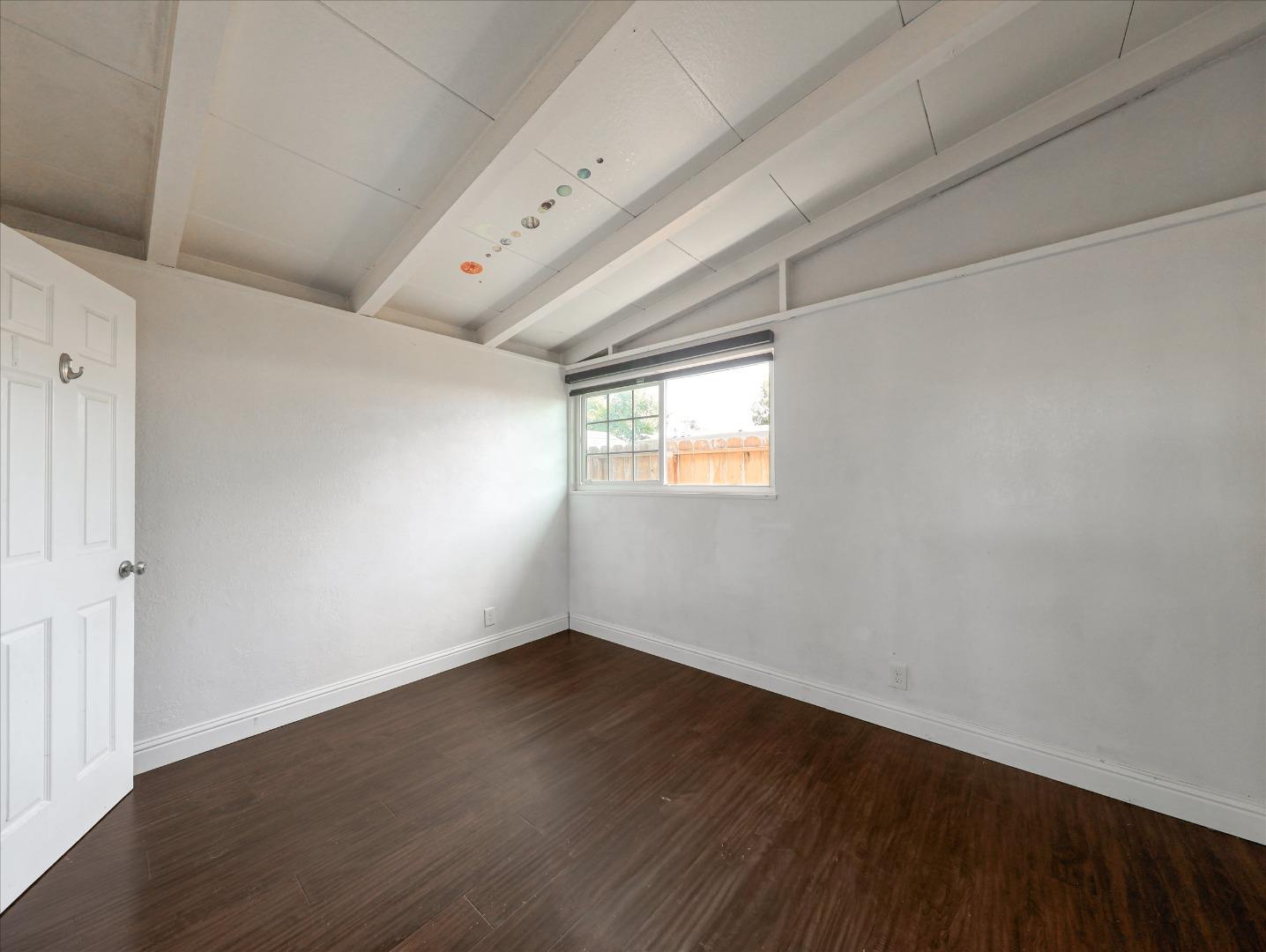 Detail Gallery Image 14 of 25 For 27894 Biscayne Ave, Hayward,  CA 94544 - 3 Beds | 2 Baths