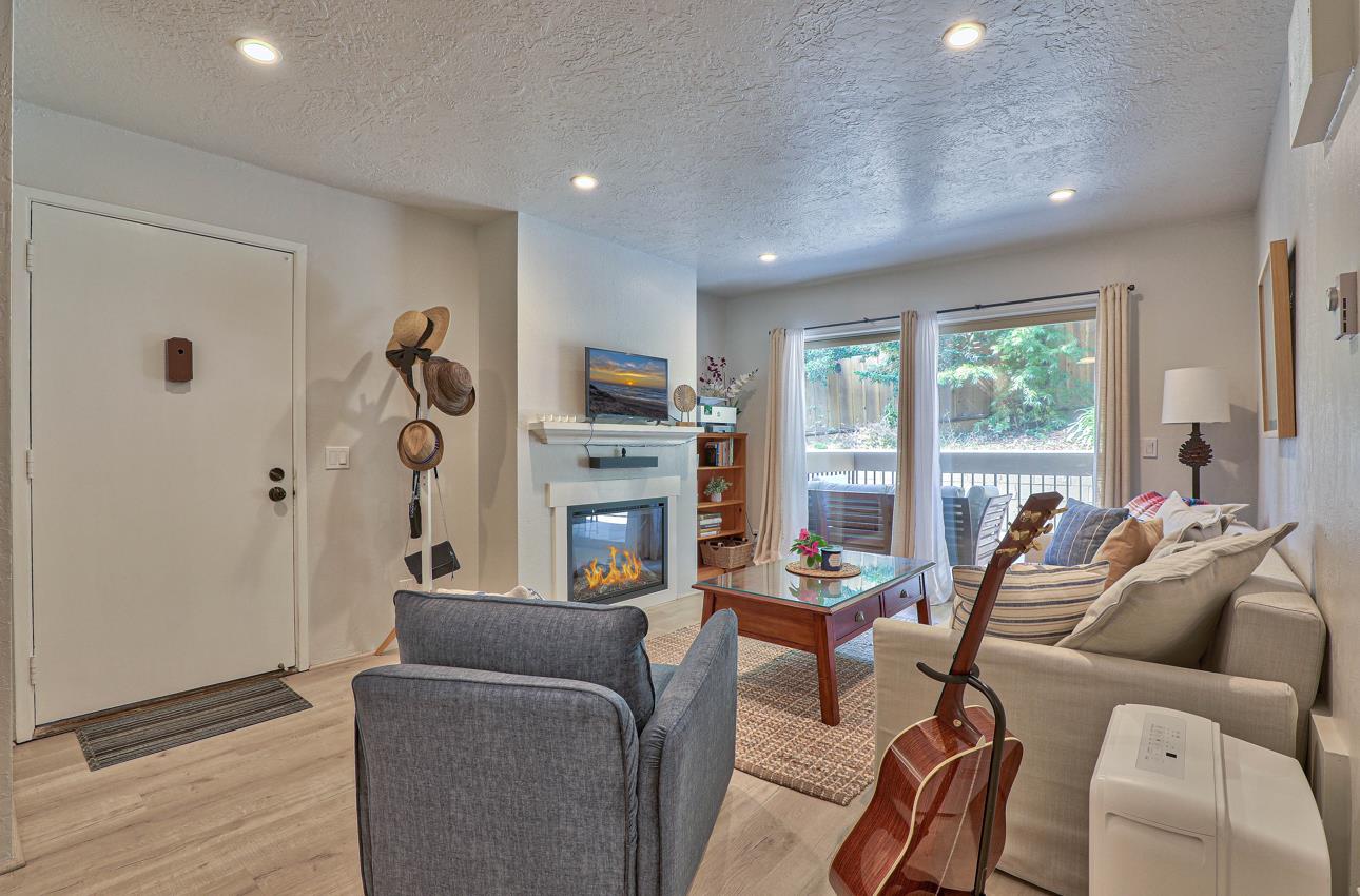 Detail Gallery Image 16 of 25 For 3107 Golden Oaks Ln, Monterey,  CA 93940 - 1 Beds | 1 Baths