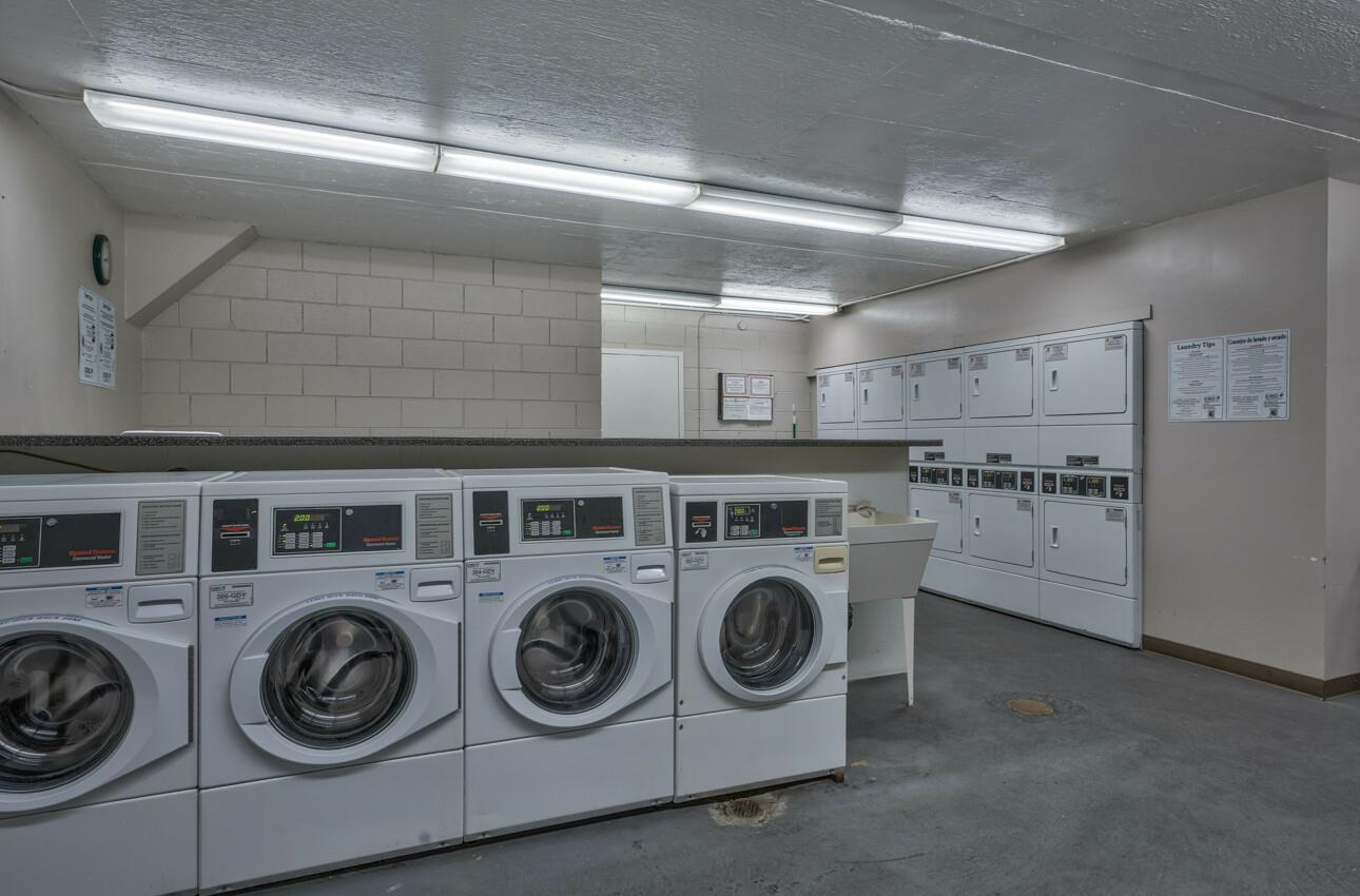 Detail Gallery Image 25 of 25 For 3107 Golden Oaks Ln, Monterey,  CA 93940 - 1 Beds | 1 Baths