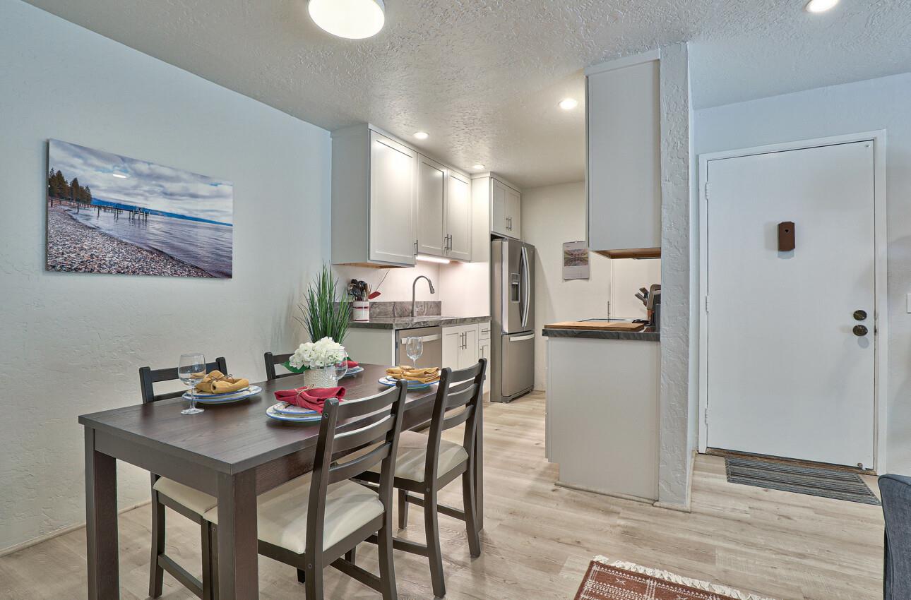 Detail Gallery Image 5 of 25 For 3107 Golden Oaks Ln, Monterey,  CA 93940 - 1 Beds | 1 Baths