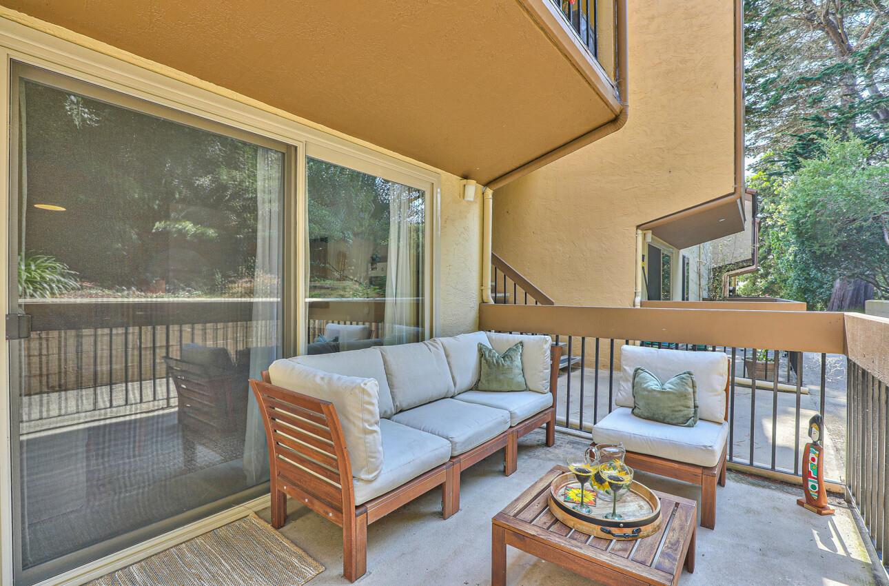 Detail Gallery Image 7 of 25 For 3107 Golden Oaks Ln, Monterey,  CA 93940 - 1 Beds | 1 Baths